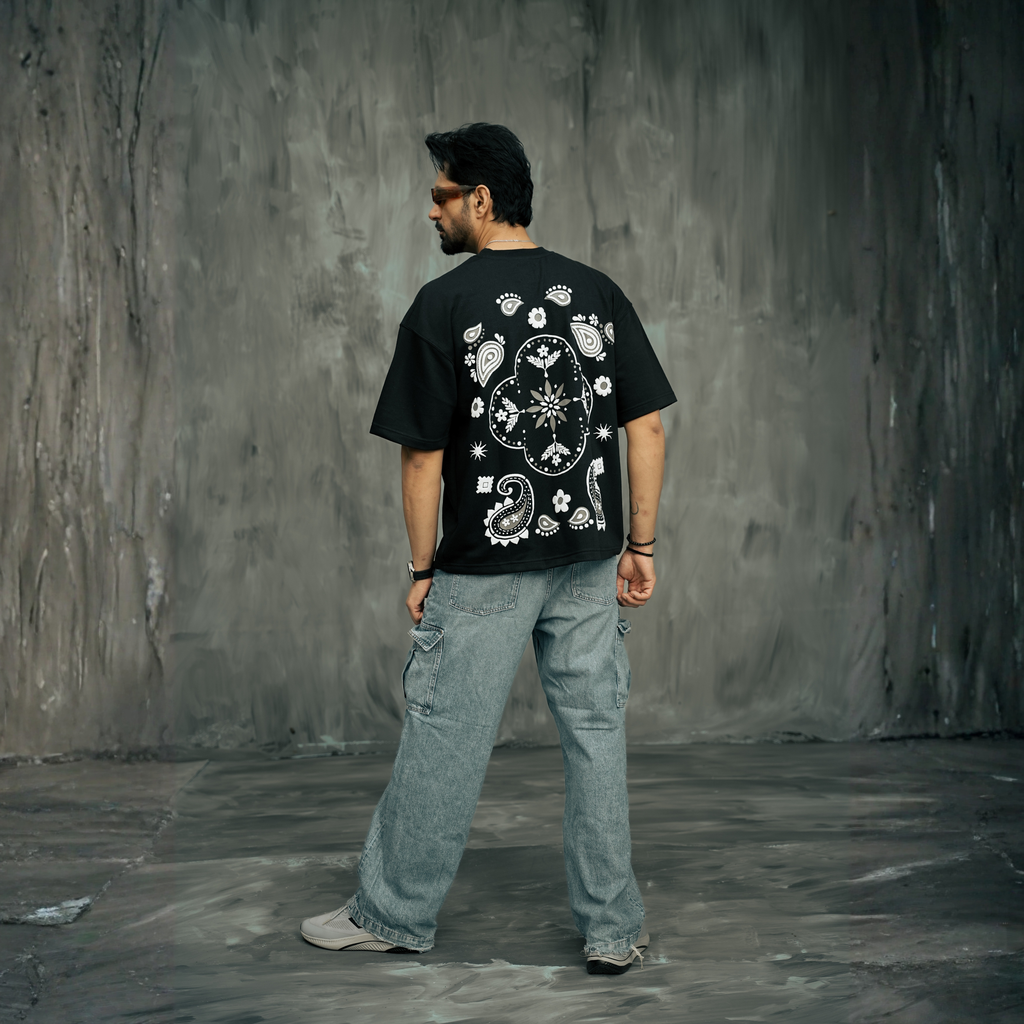 PAISLEY PUFF PRINT TSHIRT